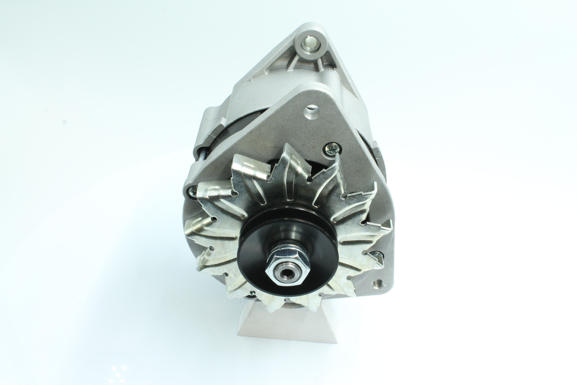 PowerMax 89212658 dynamo / alternator 1553627