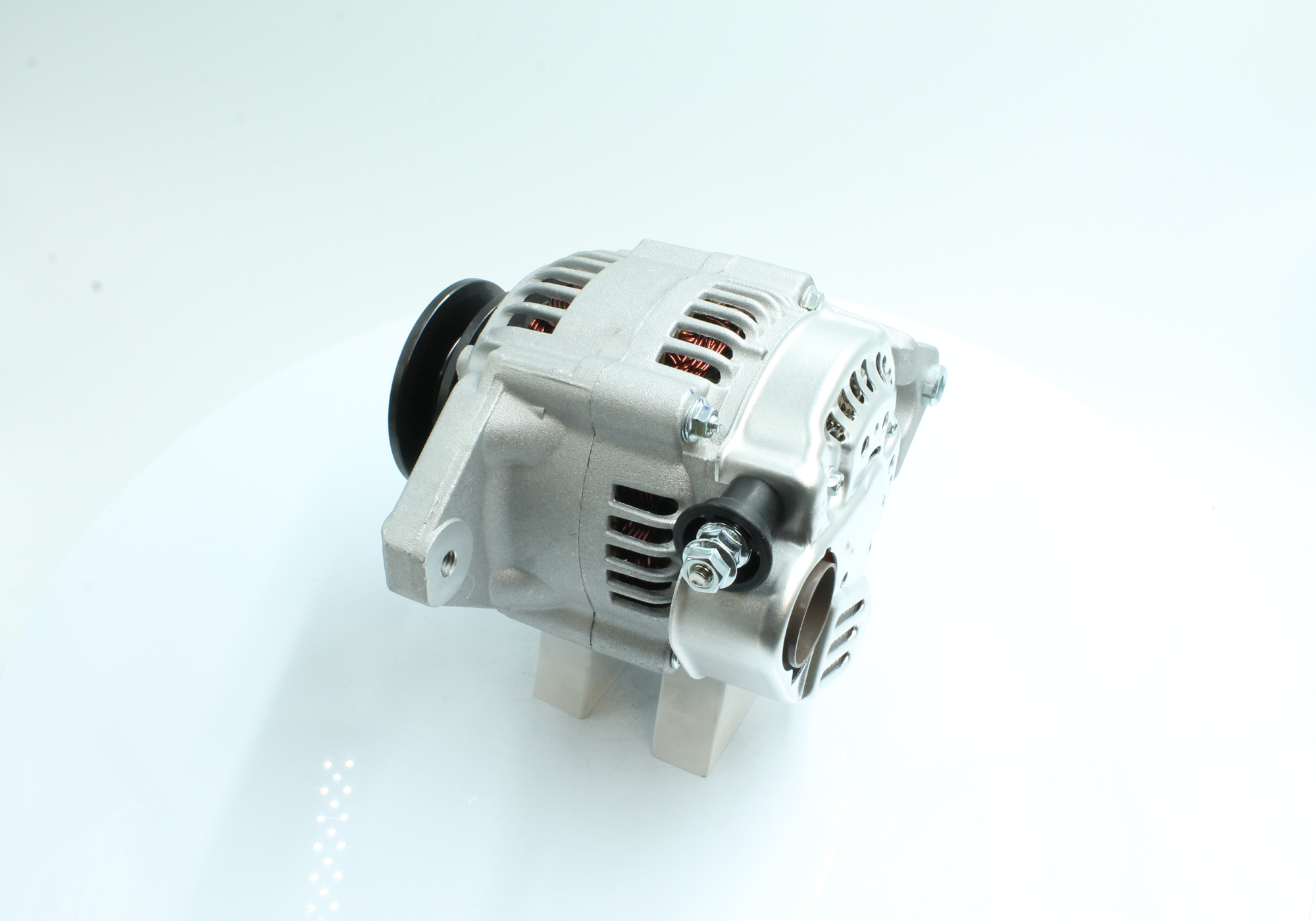 PowerMax 89213636 dynamo Suzuki Swift AA 1.0 Turbo 71 hk Bensin 1985