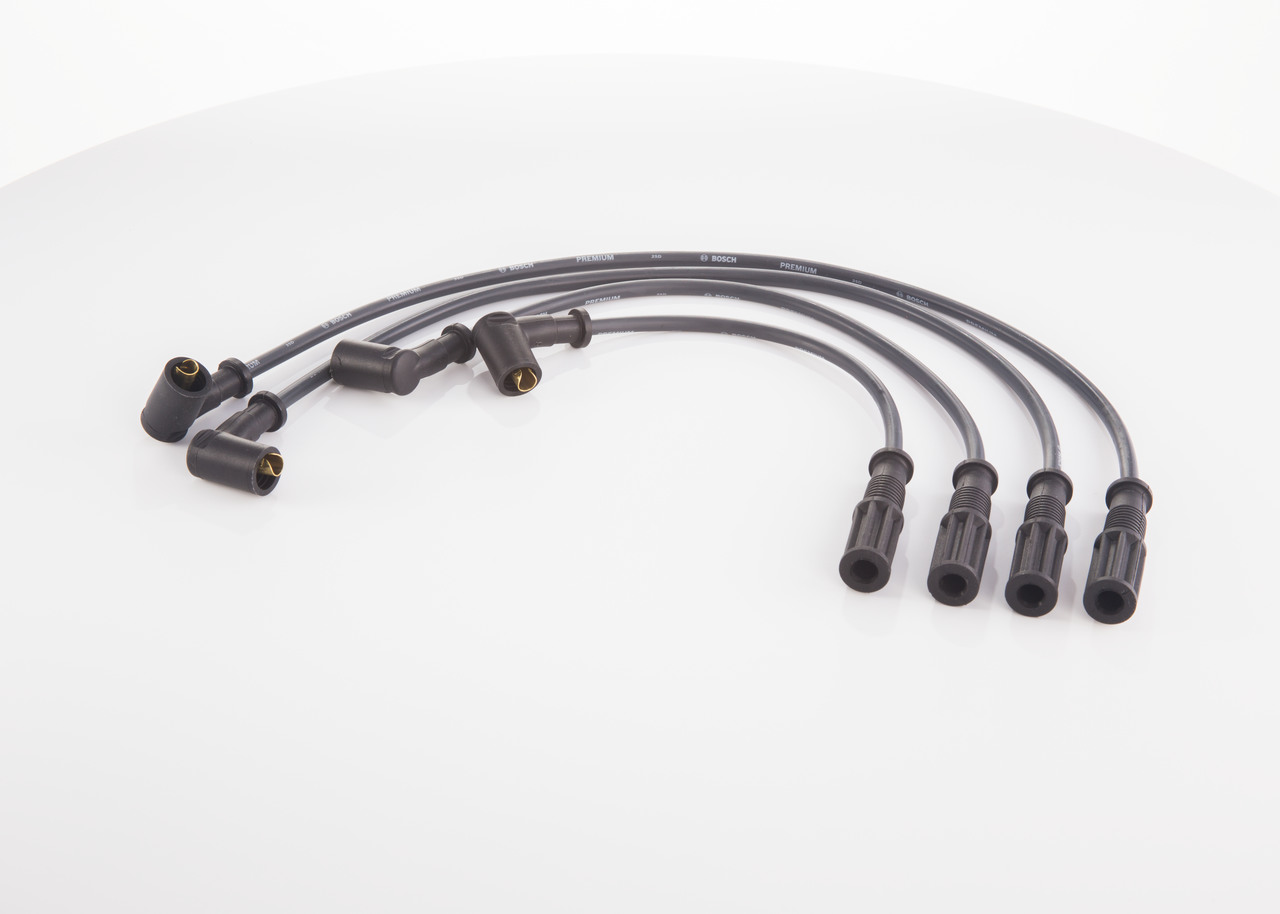 BOSCH F 000 99C 130 Cabos de velas FIAT Doblo II Carrinha (263) 1.4 Flex (119107, 119307) 86 cv Gasolina/etanol 2012
