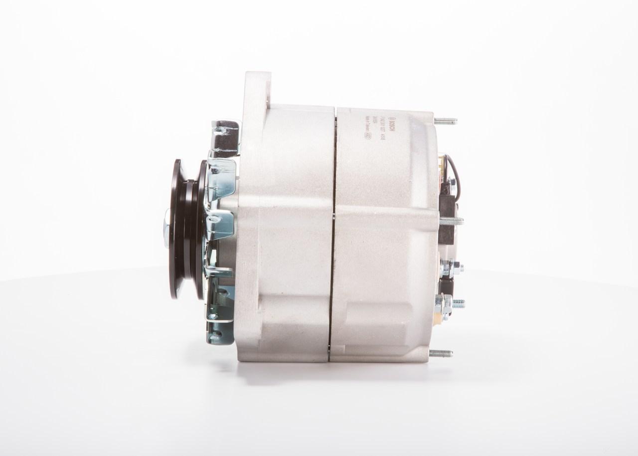 F 042 301 027 BOSCH 1528595 Lichtmaschine