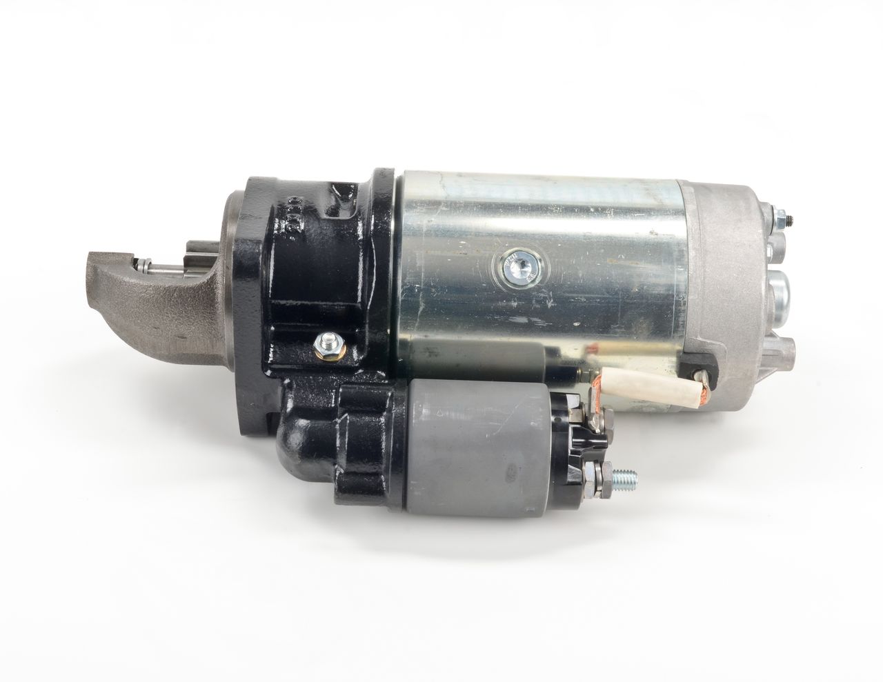 0 001 368 085 BOSCH 2873D304 Anlasser