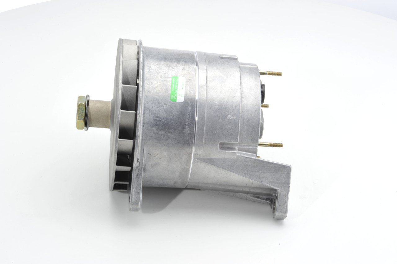 BOSCH A011 154 50 02 Dynamo / Alternator 0 120 689 571