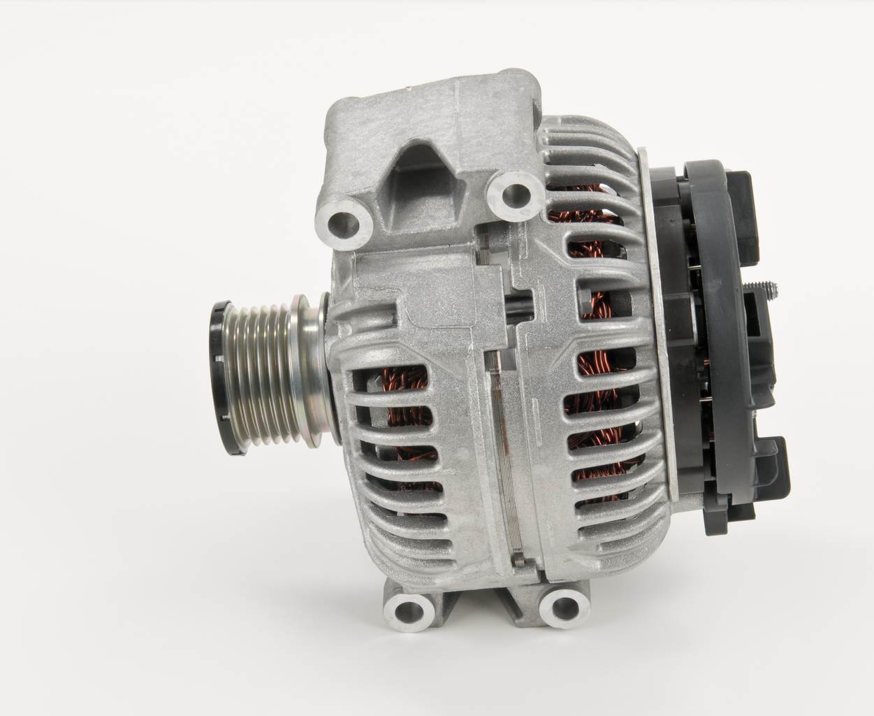 BOSCH A0131541102 Alternateur 0 124 625 020