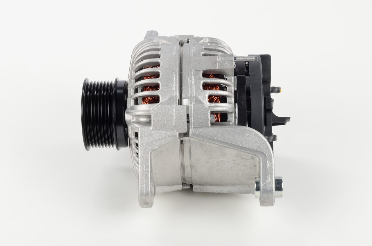 0 124 655 012 BOSCH A004TR5392 Lichtmaschine