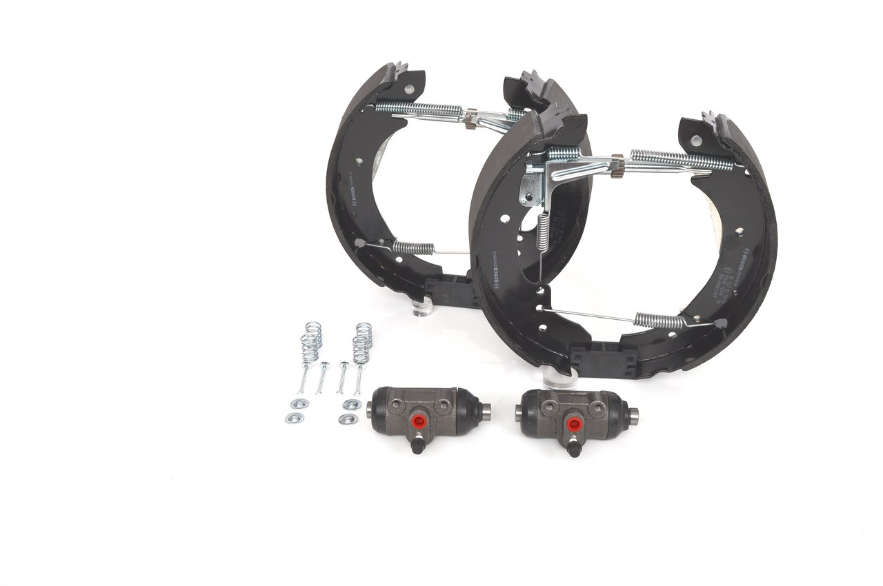 BOSCH 0 204 114 531 Remschoenen Peugeot J5 280L 1.8 69 Pk Benzine 1990