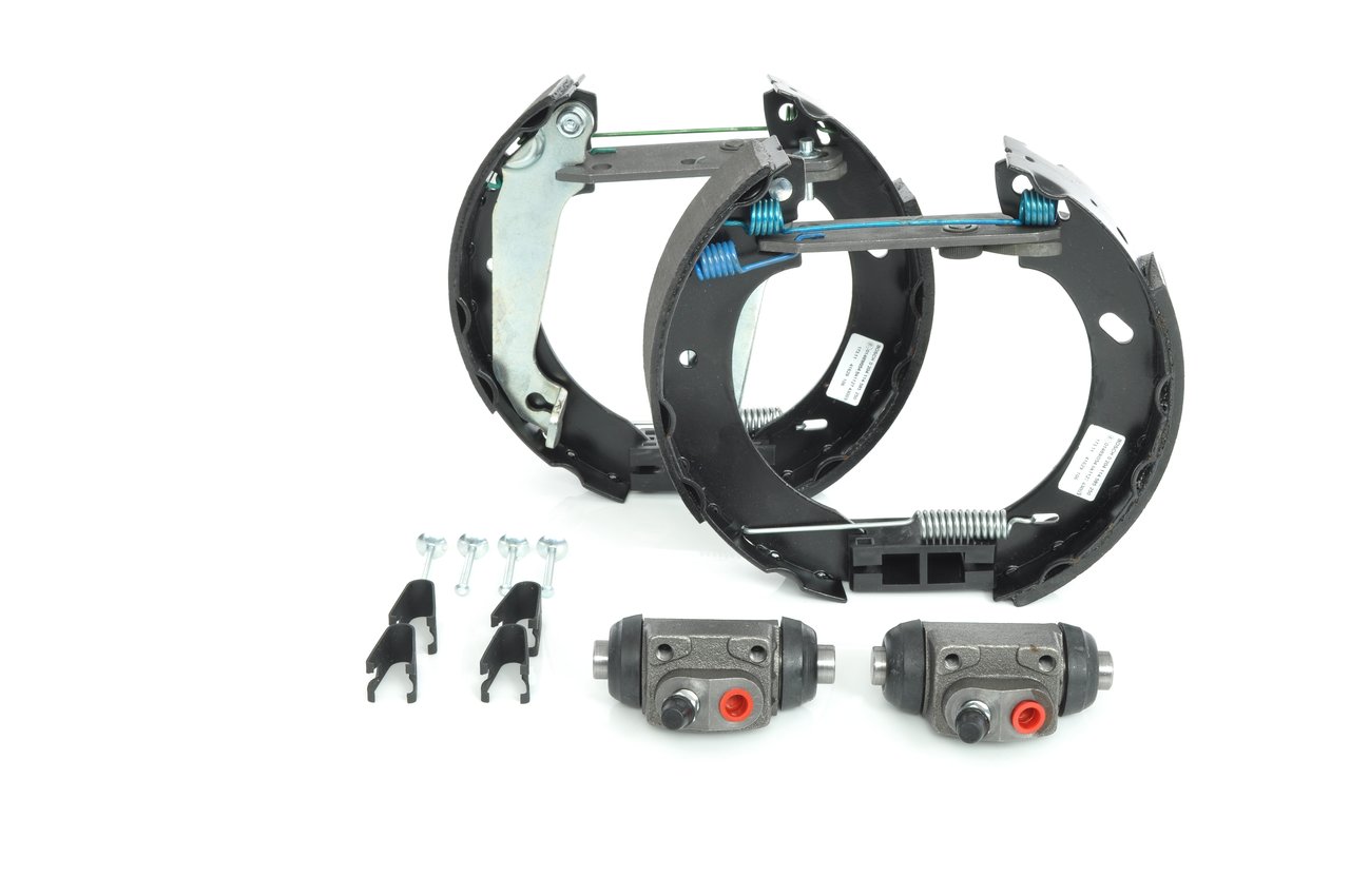 BOSCH 0 204 114 585 Zapatas de freno Ford Escort VII Familiar 1.4 73 cv Gasolina 1996