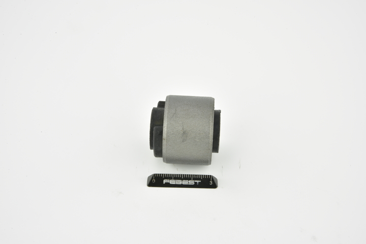 FEBEST MZAB-079 draagarmrubber BR70-28-620
