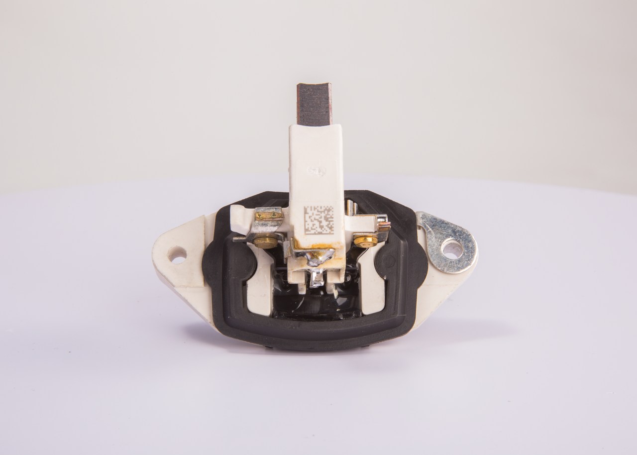 BOSCH 111 899 A1 Regulátor alternátora 1 197 311 034