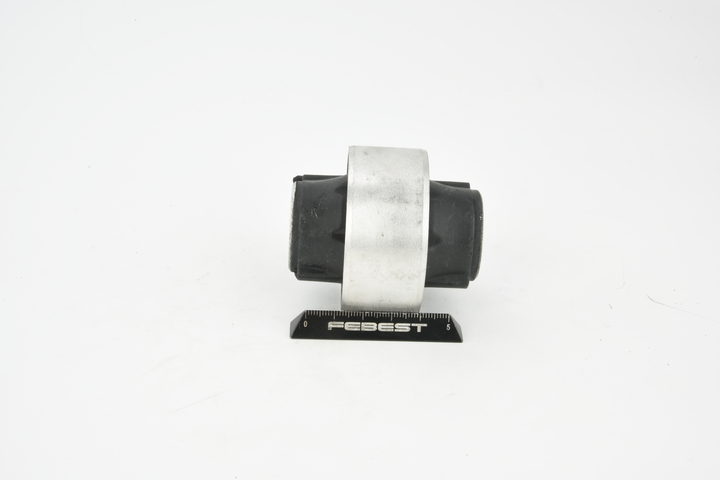 FEBEST RNAB-001 draagarmrubber 545600002R