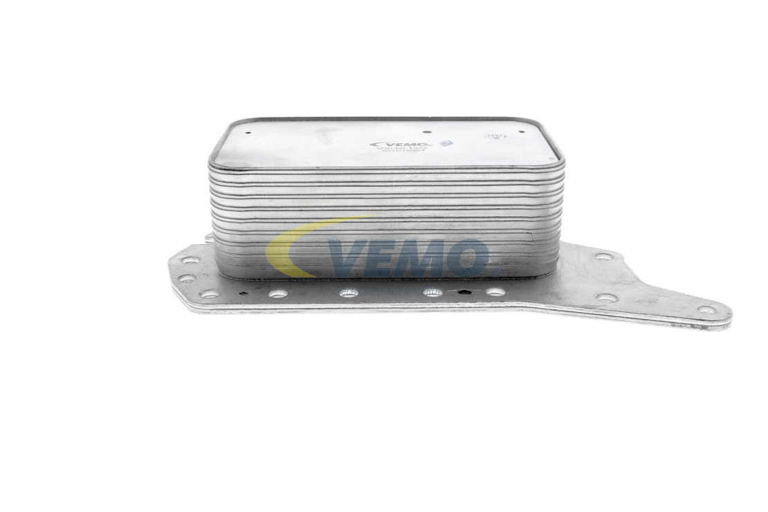 Chłodnica oleju silnikowego VEMO VAUXHALL GRANDLAND X V30-60-1322