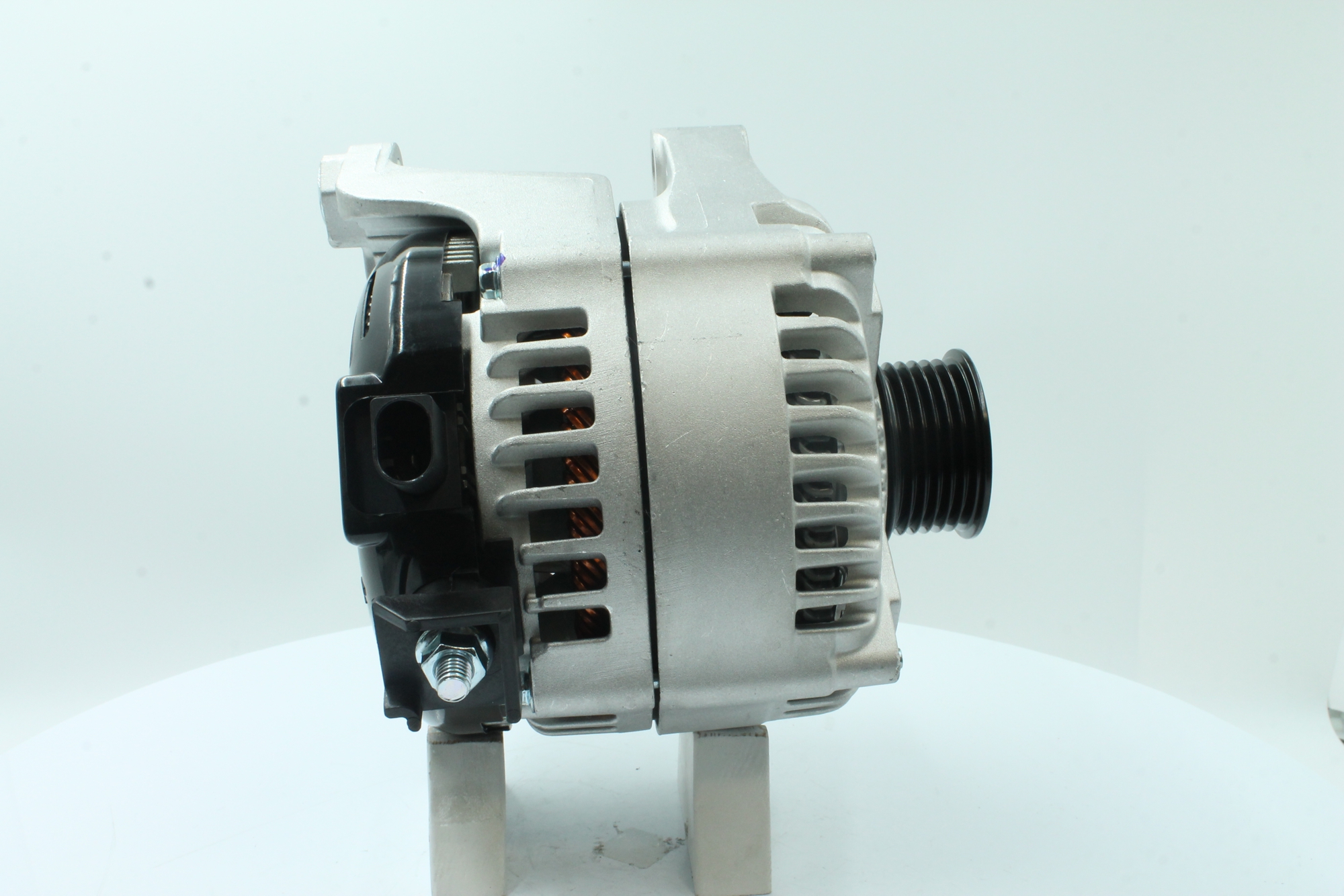 PowerMax 12-31-7-646-814 Alternátor 89216079