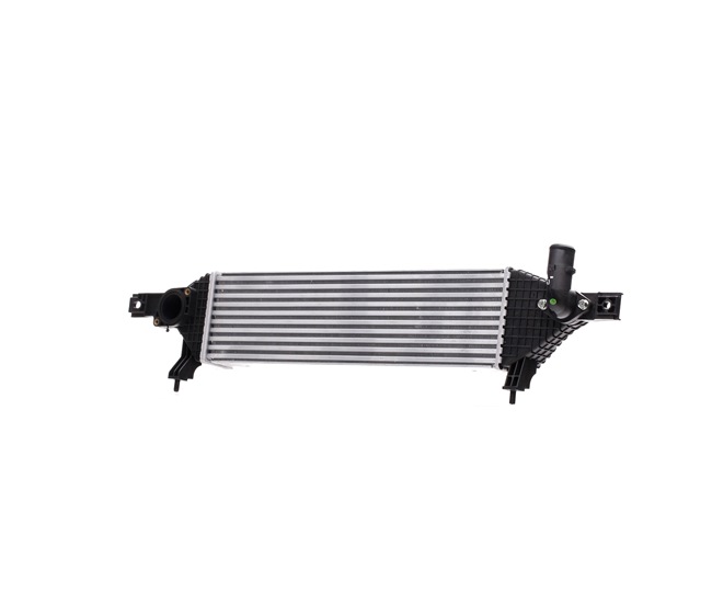 STARK SKICC-0890226 Chladič plniaceho vzduchu Nissan Qashqai j10