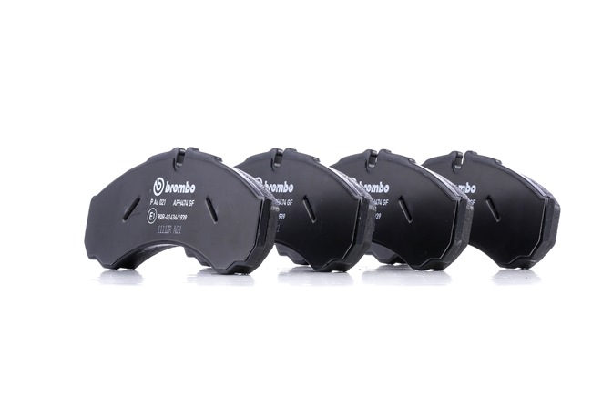 BREMBO P A6 021 Brzdové platničky RENAULT MASCOTT 2001