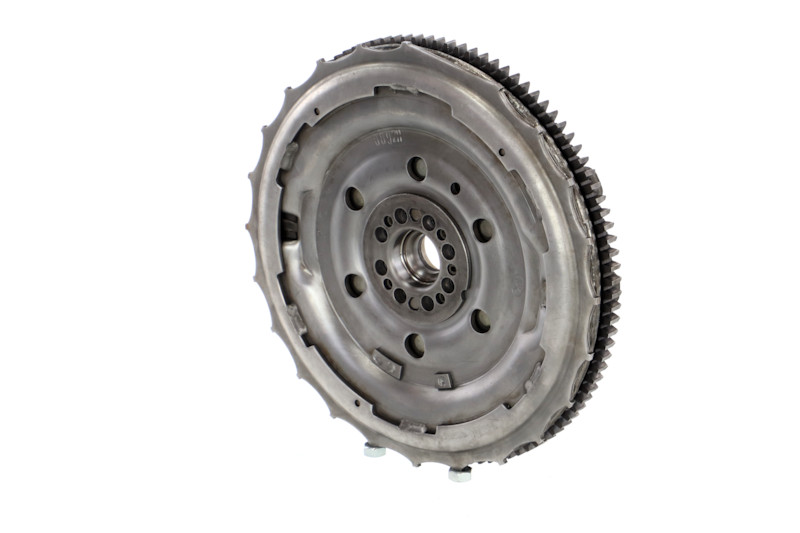 REMANTE 009-001-000006R vliegwiel 123108H800