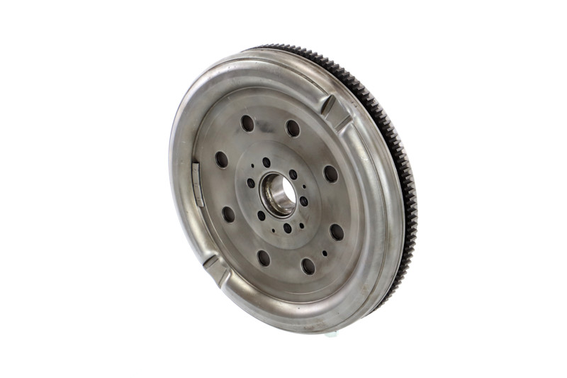 REMANTE 009-001-000010R Vztrajnik Passat B6 1.9 TDI 105 km Dizel 2007