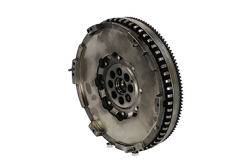 REMANTE 009-001-000016R vliegwiel 232004A102