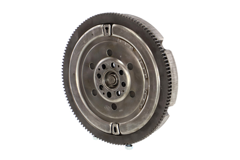REMANTE 009-001-000025R vliegwiel 21 20 7 526 107