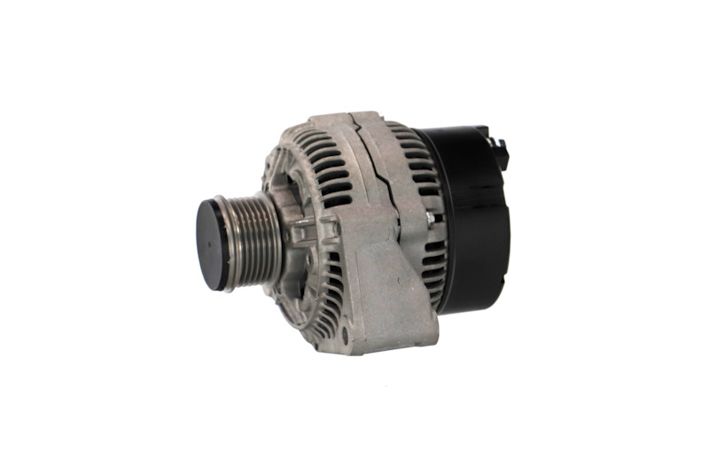 REMANTE A 010 154 49 02 Alternátor 011-003-000381R