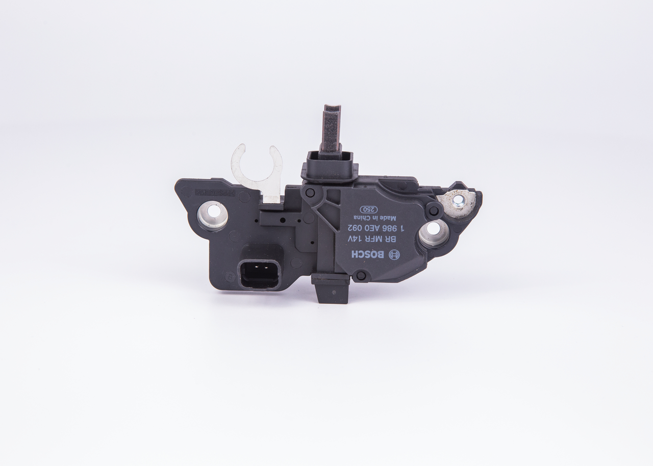 BOSCH 1 986 AE0 092 Regulator alternator Dacia Logan Express 1.6 87 Pk Benzine 2022