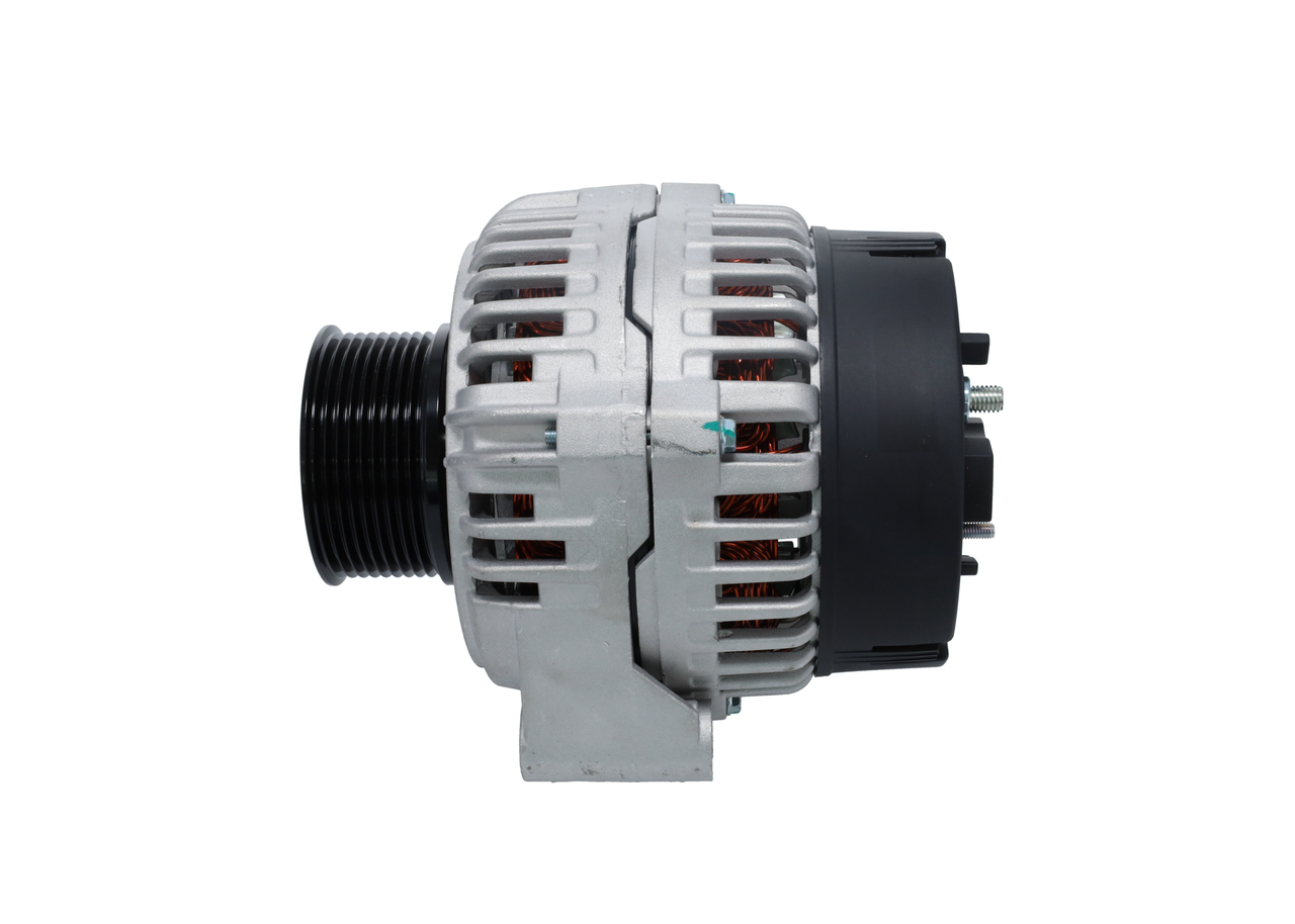 BOSCH A 0121541402 Laturi 1 986 A00 946