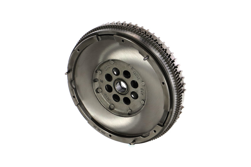REMANTE 009-001-000168R vliegwiel 05106057AB