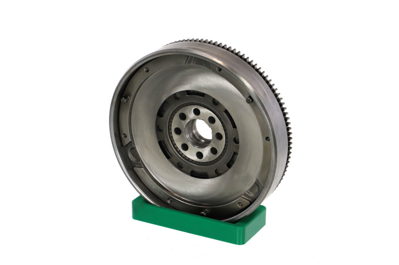 REMANTE 009-001-000218R vliegwiel 21 21 1 223 712