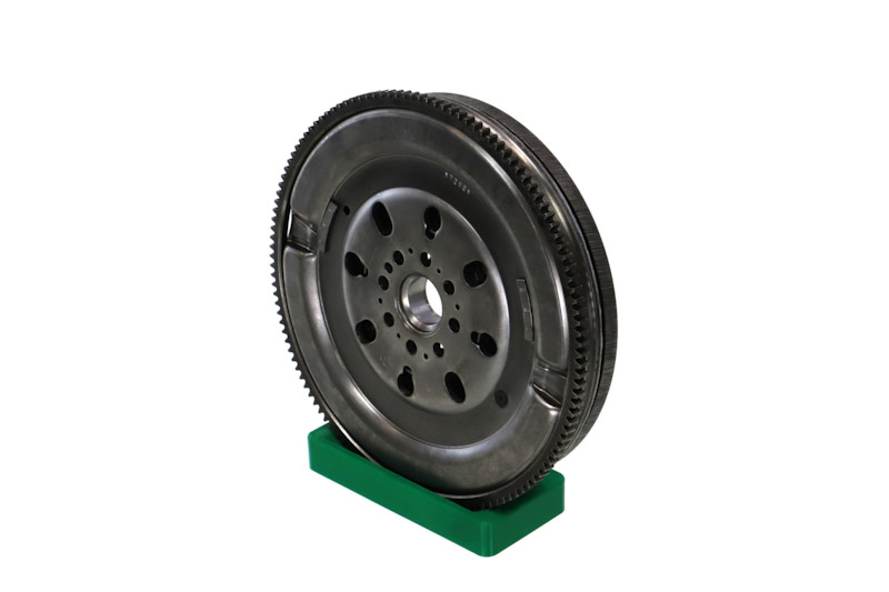 REMANTE 1231000Q1C Volante motor 009-001-000225R