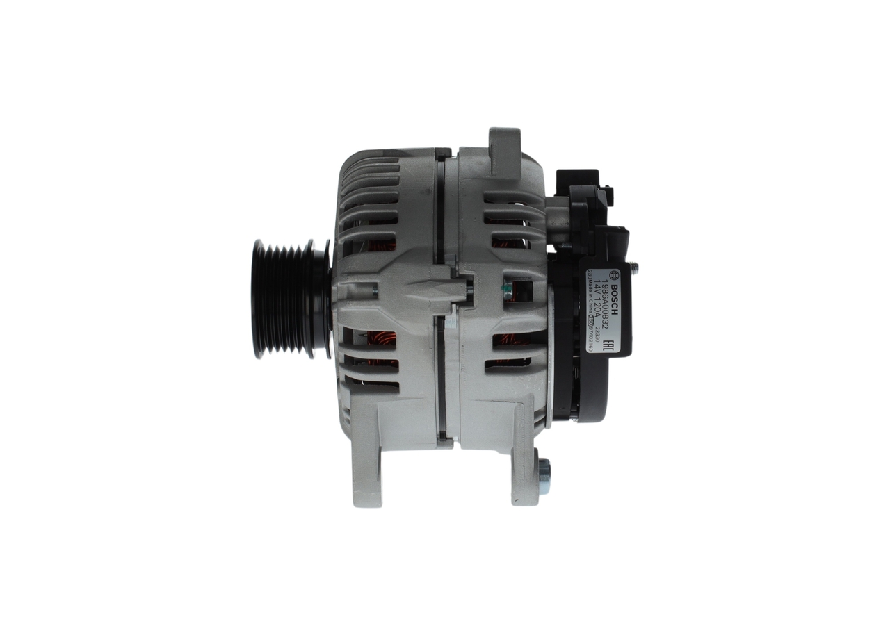 BOSCH 1 986 A00 832 dynamo / alternator 8200 323 137