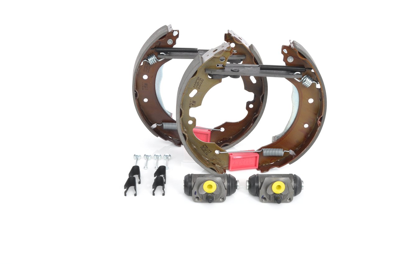 BOSCH 0 204 114 611 Zapatas de freno Ford Mondeo MK1 Familiar 2.0 i 16V 4x4 132 cv Gasolina 1996
