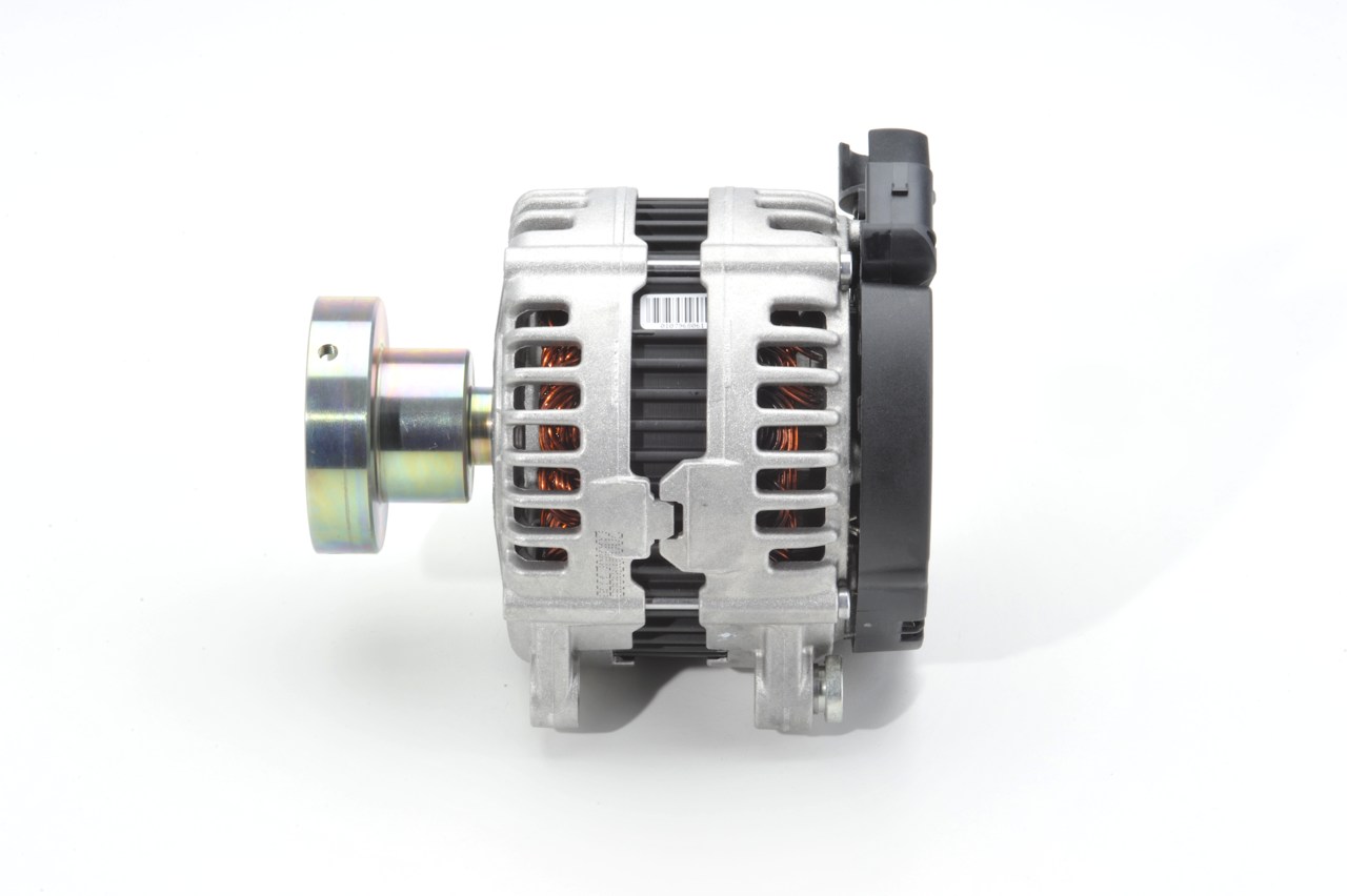 0 121 615 108 BOSCH 2099451 Lichtmaschine