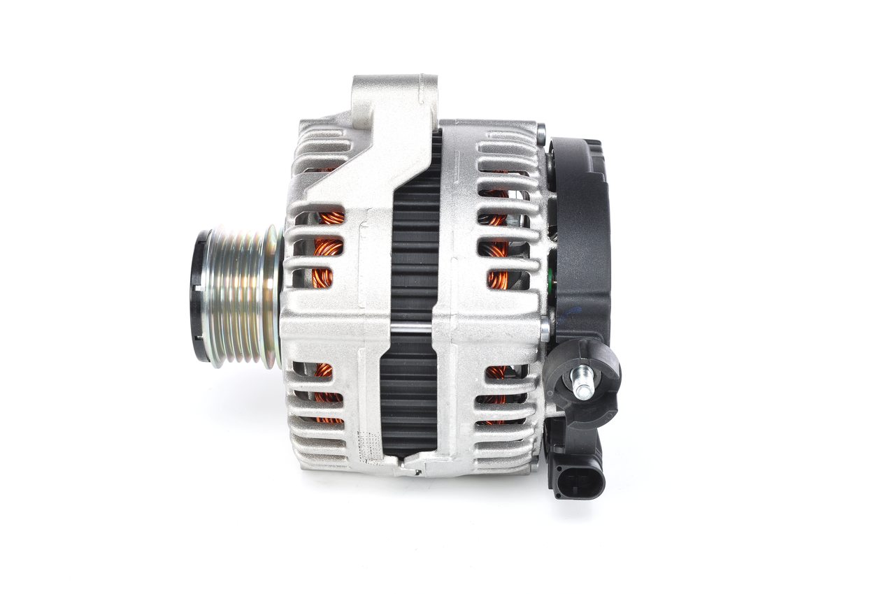 BOSCH 0 121 615 114 Lichtmaschine Volvo C70 Cabrio T5 230 PS Benzin 2012