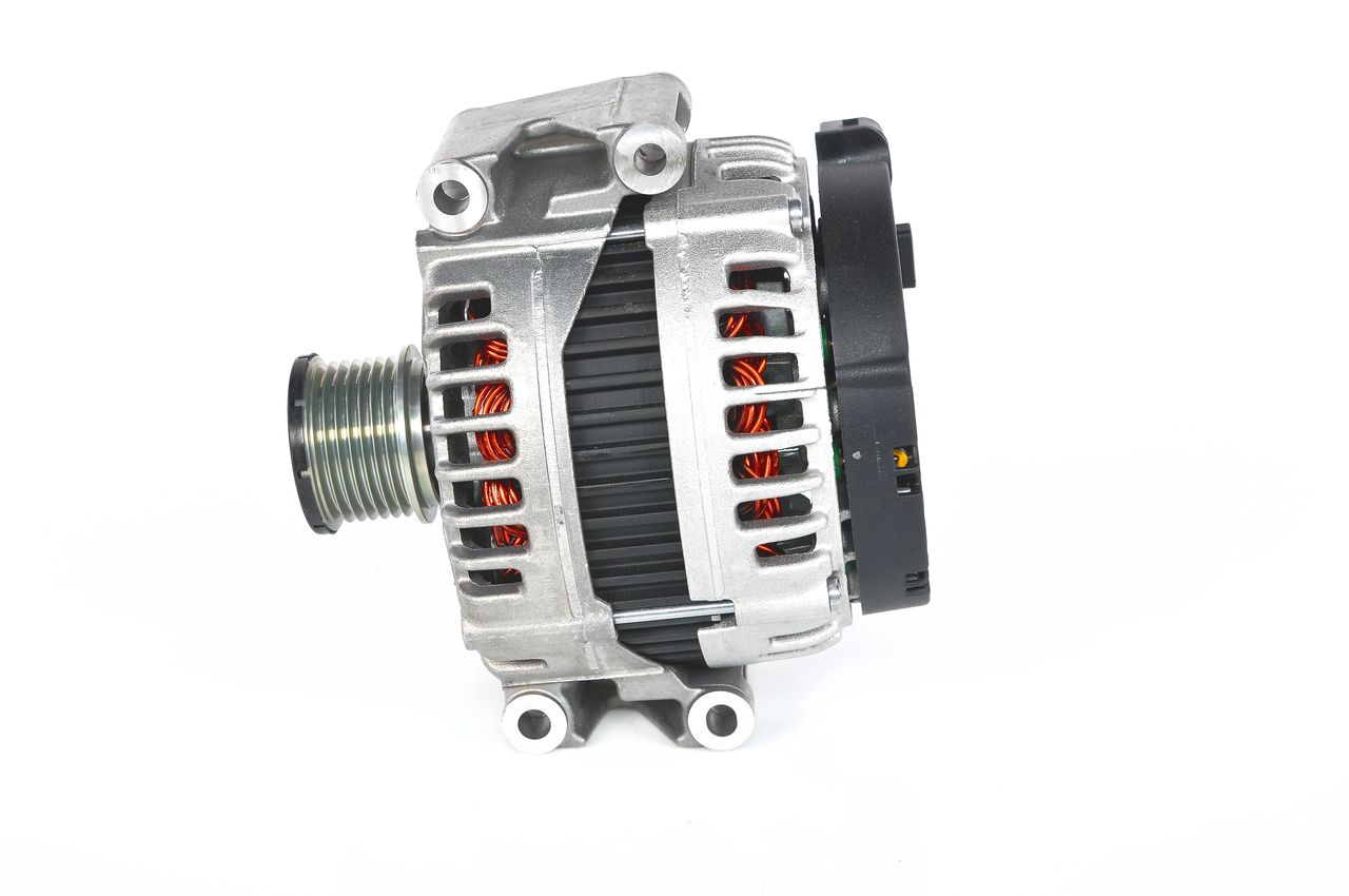 BOSCH 0 121 813 120 Alternátor Mercedes ML W164 ML 350 CDI 3.0 4-matic 214 KS nafta 2010