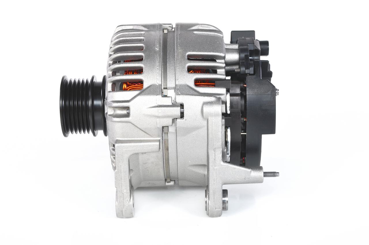 BOSCH 0 124 325 090 dynamo VW Golf 1k5 2.0 TDI 131 hk Diesel 2008