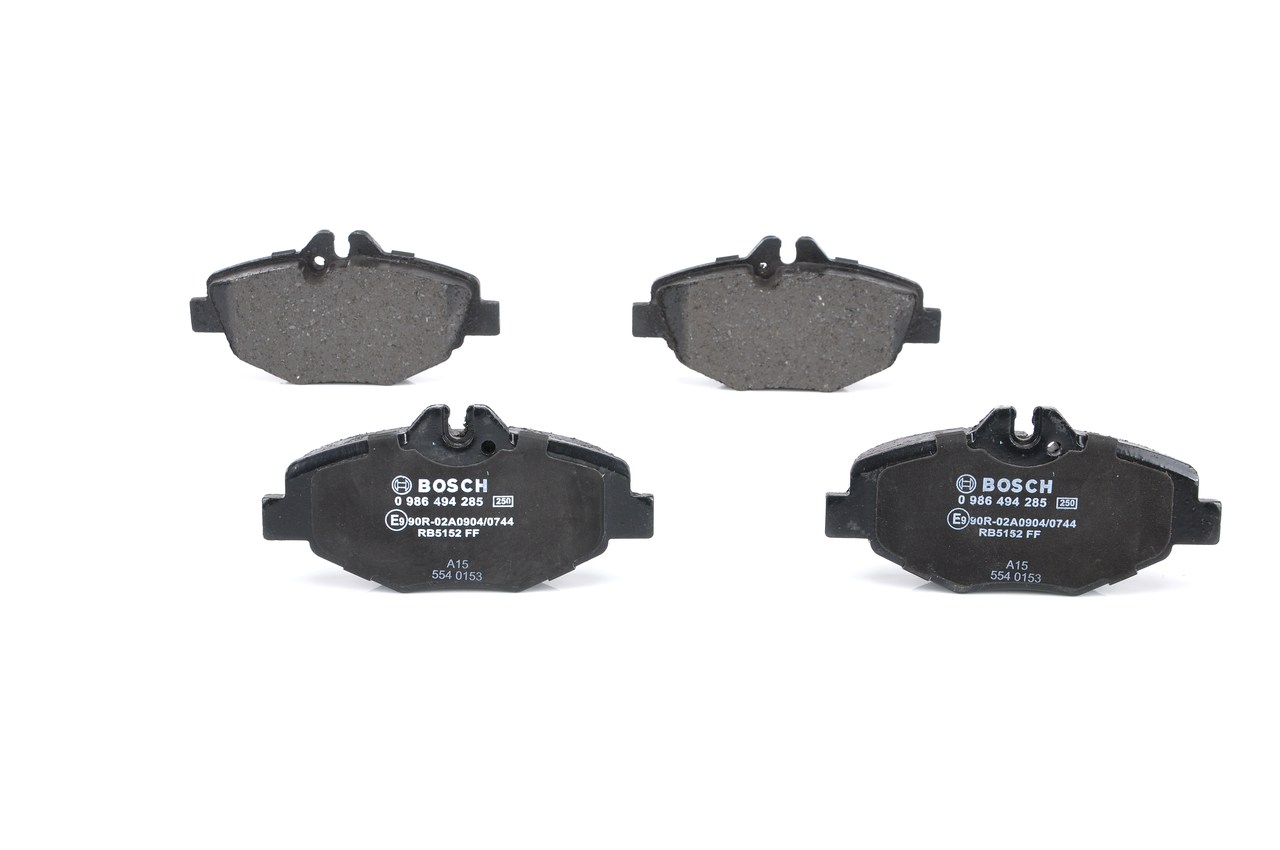 Stabdžių trinkelių rinkinys, diskinis stabdys BOSCH MERCEDES-BENZ E Klasė 0 986 494 285