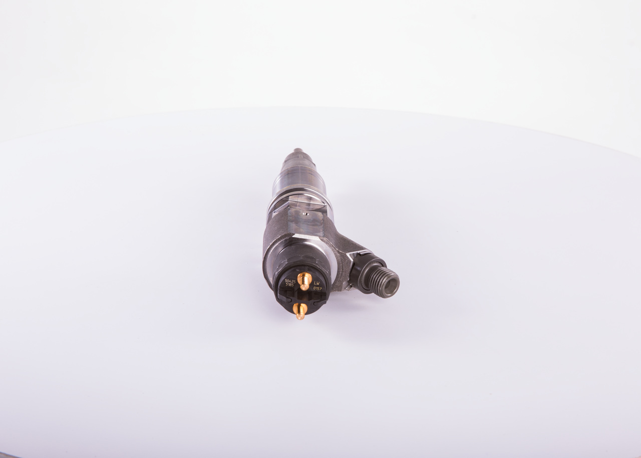 BOSCH 0 445 120 157 injector 504255185