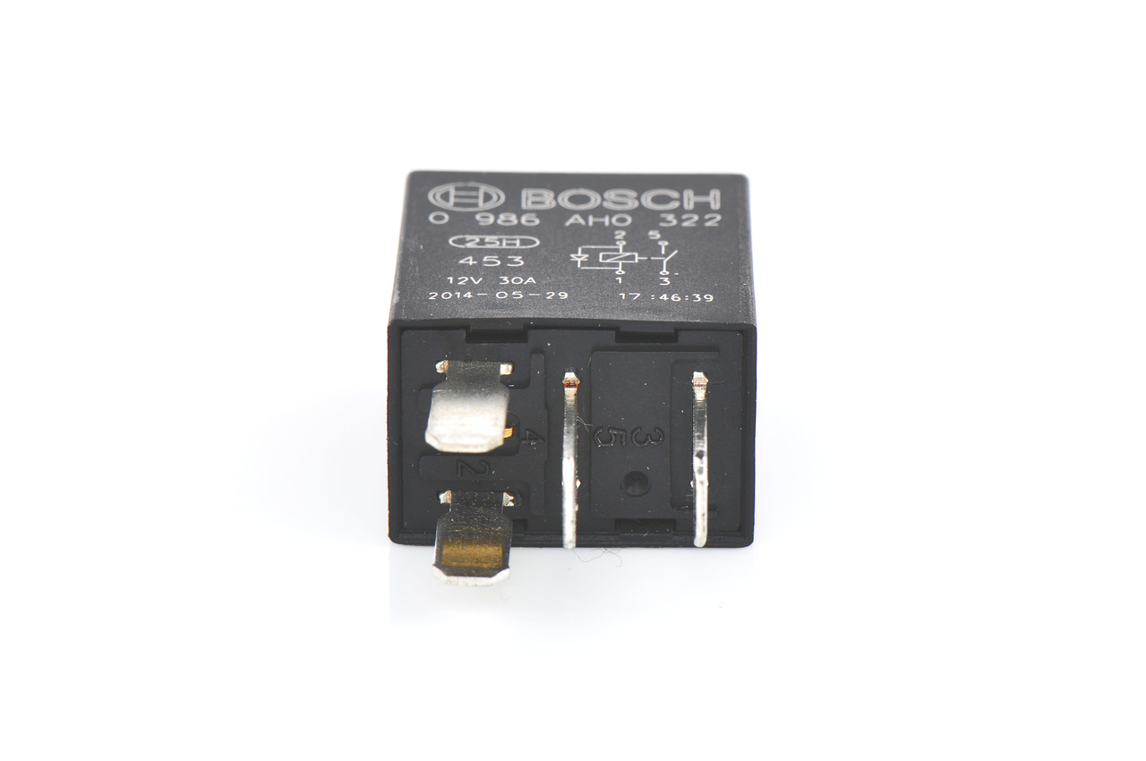 BOSCH 95224 29800 Relé 0 986 AH0 322
