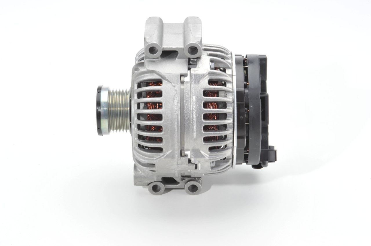 BOSCH 12 31 7 522 962 Alternátor 0 124 525 561