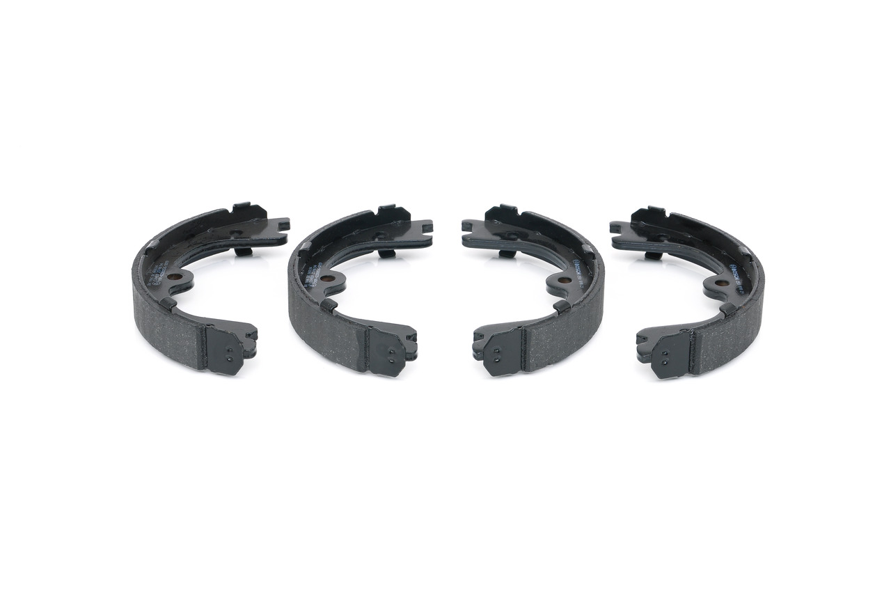 BOSCH 0 986 487 929 Handremschoenen Nissan Navara Flatbed Vrachtwagen