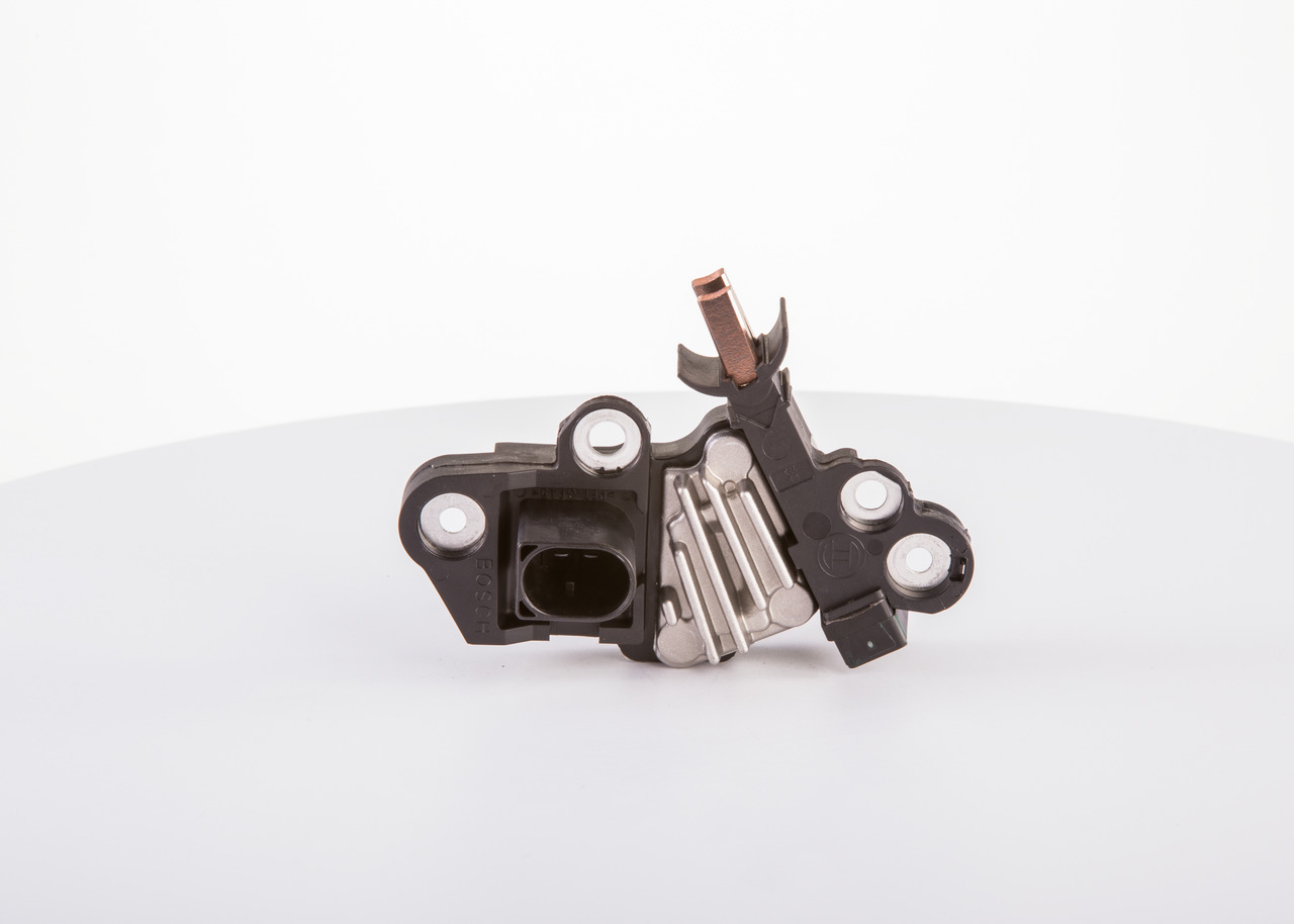 BOSCH F 00M 346 098 Laddningsregulator Volvo V70 III 3.2 238 hk Bensin 2009