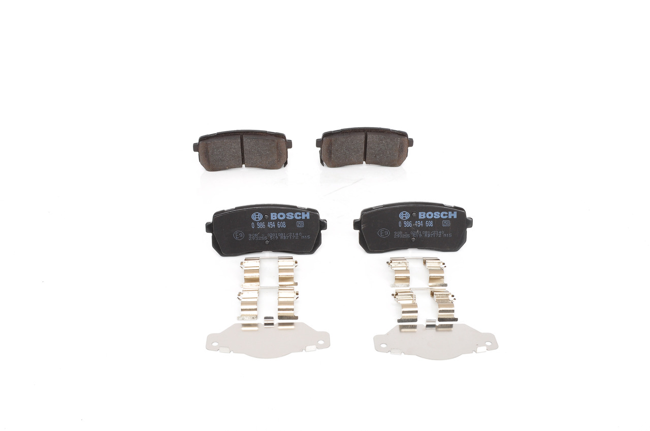 BOSCH 0 986 494 608 KIA Carnival VQ Jarrupalat