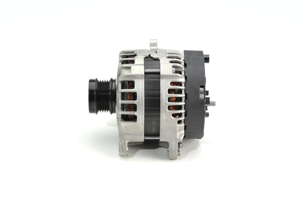 BOSCH A000 906 19 03 Laturi 0 125 711 055