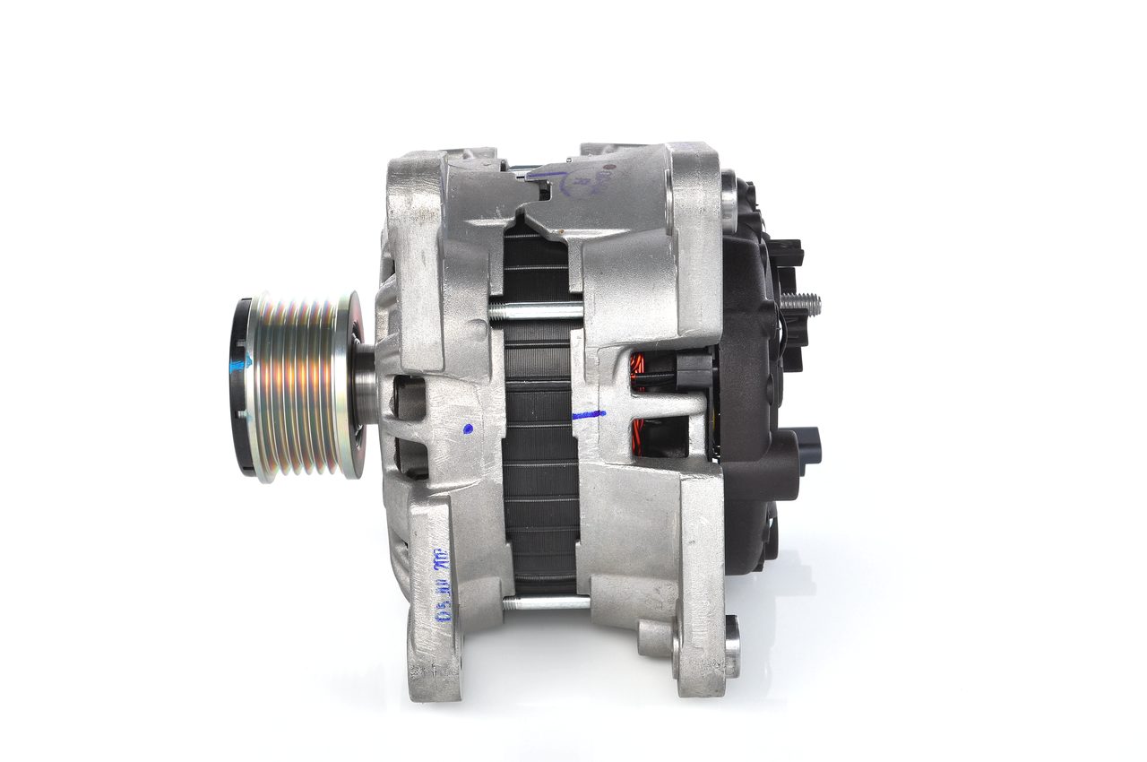 BOSCH F 000 BL0 407 Ģenerators Dacia Logan MCV 2 1.6 84 ZS Benzīns 2023