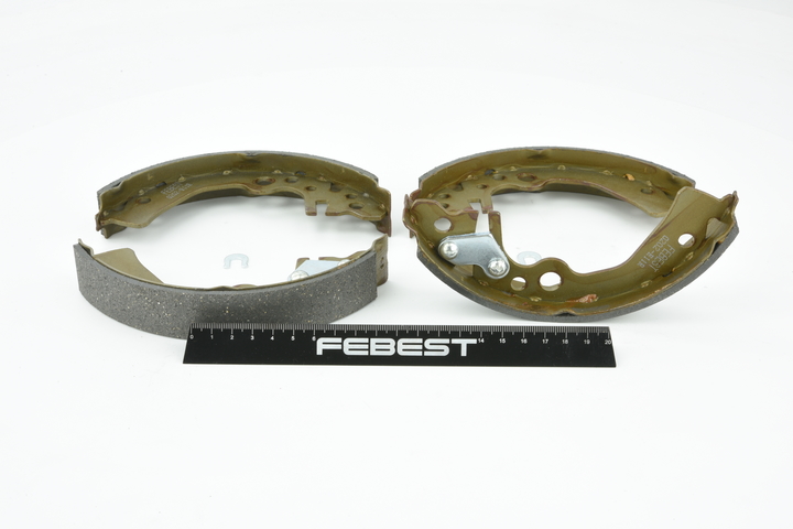0202-E11R FEBEST AY360NS089 Bremsbackensatz